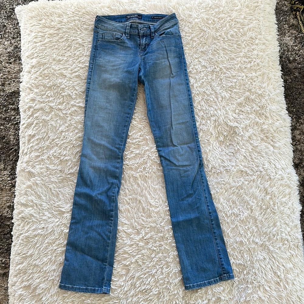 Guess Jeans